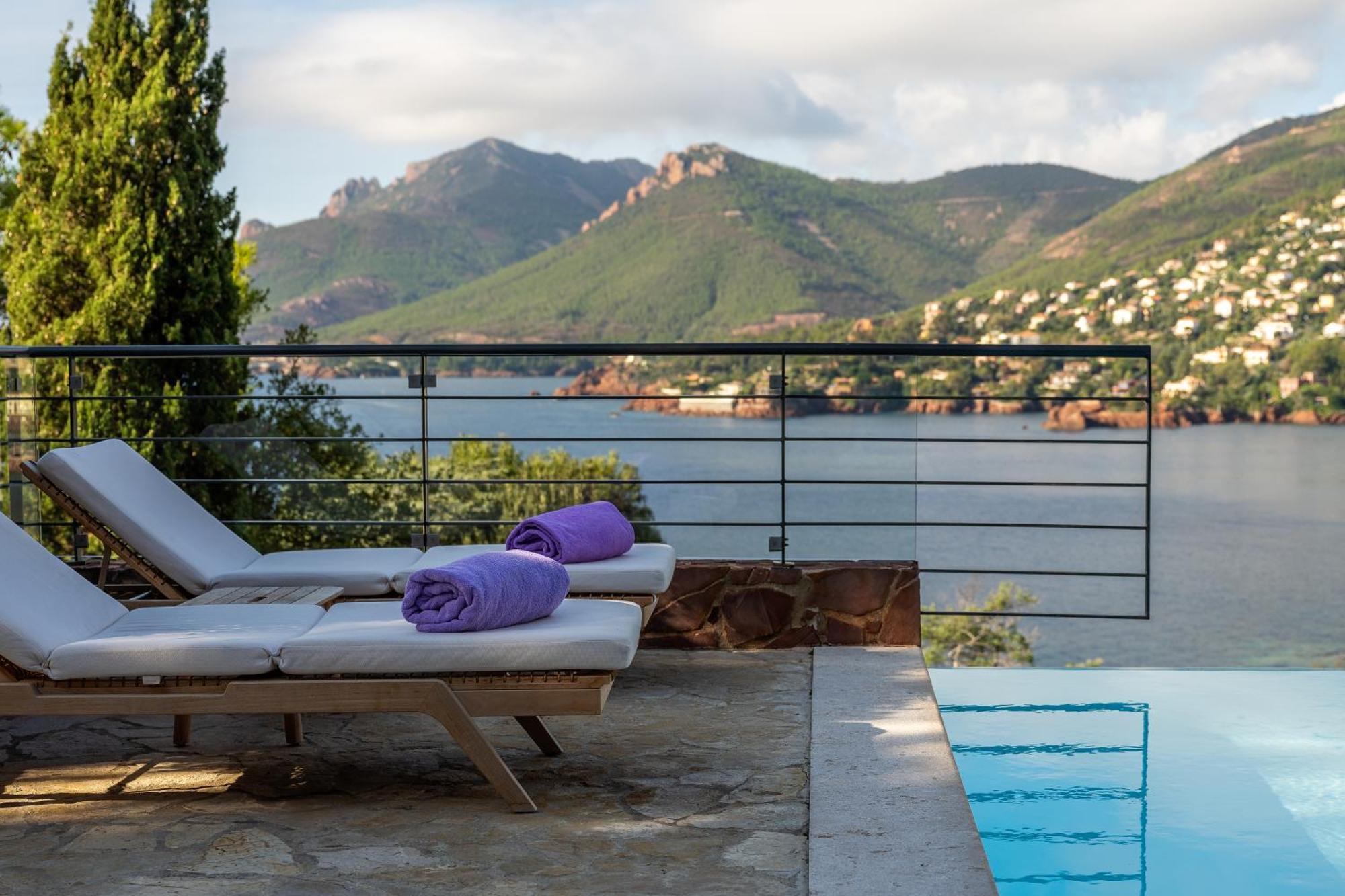 Tiara Yaktsa Cote D'azur Hotel 5*