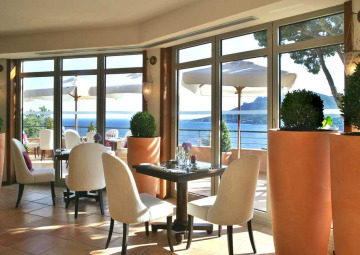 Tiara Yaktsa Côte D’azur Théoule-sur-Mer